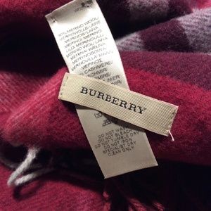 Burberry Accessories - Burberry hat/scarf Burberry Accessories - Burberry hat/scarf
